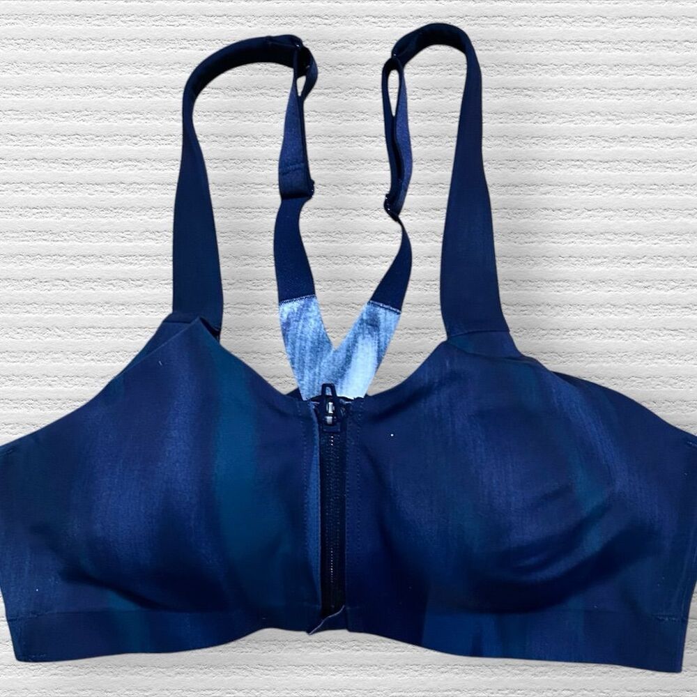 NWOT Victoria's Secret Sports Bra Blue Ombre Front Close Racerback- 34C
